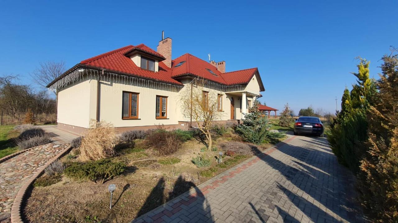 Agroturystyka U Izabelli Niemce Luaran gambar